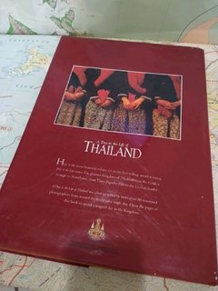 Livro A day in The life of Thailand - comprar online