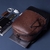 mochila masculina de couro mozart texas comporta notebook de até 15.6 polegadas, tablet, livros e mais

