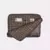 Case para MacBook Air e Pro 13” com compartimentos internos para celular, canetas e outros acessórios, em padrão xadrez.