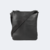 bolsa tiracolo de couro modelo haneda preto vista pela parte de trás