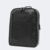 mochila executiva de couro modelo charles preto vista na diagonal