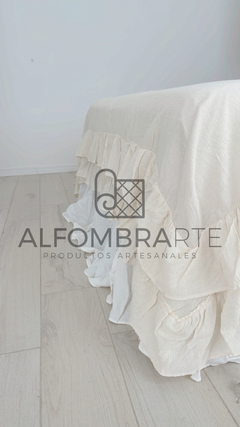Pie de cama con volados NATURAL - comprar online