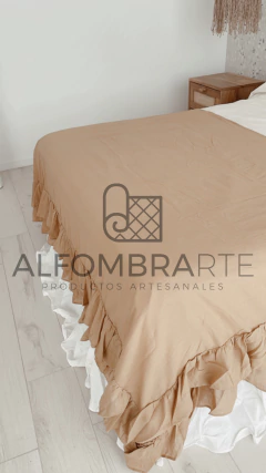 Pie de cama con volados AVELLANA