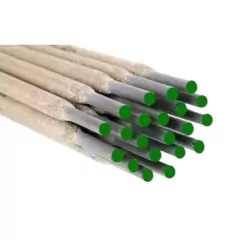 El electrodo 7018 Ø de Conarco es un consumible de soldadura de alta calidad diseñado para trabajos en acero al carbono. Este electrodo de bajo hidrógeno, con un diámetro de 2,5 mm