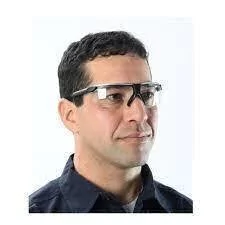 El anteojo Bil-Vex Dual Transp. Anti Raya SG6211-BC tiene un diseño moderno y lentes transparentes con tratamiento anti rayas