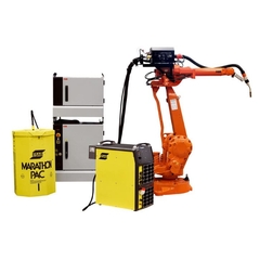 El pallet Marathon Pack mide 1.20 m, soporta hasta 120 kg y viene con 4 tambores, brindando una opción robusta para el manejo de productos voluminosos.