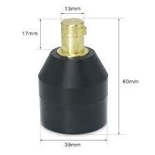 El adaptador clavija 10-25 a 35-50 está diseñado para conectar cables de diferentes tamaños, con medidas de 39x60 mm