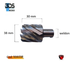 La fresa helicoidal corta Ø KBK038 Weldon tiene un diámetro de 38 mm y una longitud de corte de 30 mm. Su diseño helicoidal permite cortes precisos y eficientes en materiales resistentes.