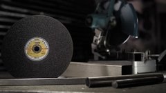 El disco para sensitiva A24 R Supra tiene un tamaño de 400 x 4.5 x 32.4 mm, viene por unidad y es ideal para cortes precisos 