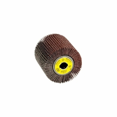 El rodillo abrasivo de hojas SM611 tiene un tamaño de 100 x 50 mm, un grano 120 