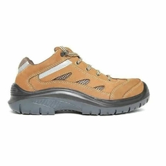 El zapato Cromo Confortable Macsi marrón es cómodo y esta disponible en tallas variadas 