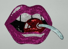 136 Boca con cereza - Hook Bordados