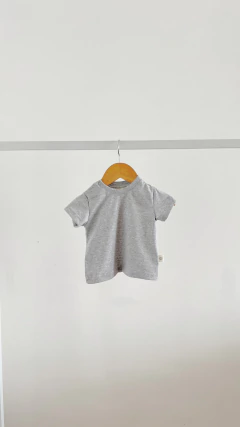 Remera Read en internet