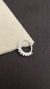 piercing cartilagem - argola cravejada torcao
