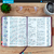 Sagrada Biblia Católica - Imitación Piel - Morada en internet