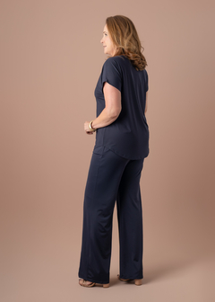 Conjunto (Calça Paris azul marinho + Blusa Orquídea azul marinho)