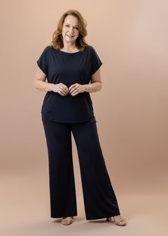 Conjunto (Calça Paris preta + Blusa Orquídea preta) - loja online