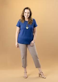 Blusa Lírio azul marinho na internet