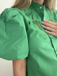 Camisa Sabina Verde IMPORTADA en internet