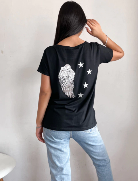 REMERA ALAS STAR CON APLIQUE DE LENTEJUELA EN ALGODON SC - comprar online