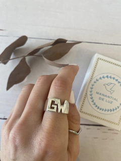 Anillo dos iniciales (plata) - comprar online