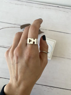 Anillo dos iniciales (plata) - tienda online