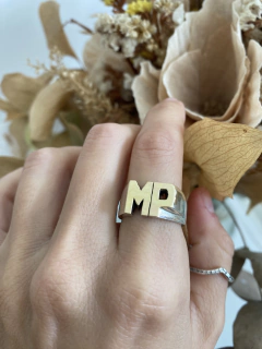 Anillo DOS o TRES iniciales (plata y oro) - comprar online