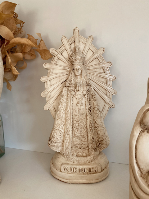 Imagen Virgen de Lujan patinada (NO SE ENVIA POR CORREO ARGENTINO)