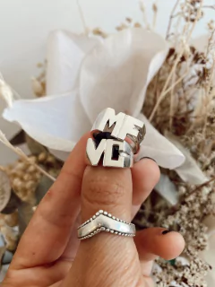 Anillo dos iniciales (plata)