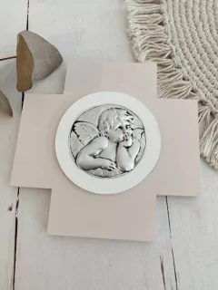 Cruz con medallon Angel (rosa) - Manantial de Luz