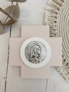 Cruz con medallon Virgen Niña (rosa) - Manantial de Luz