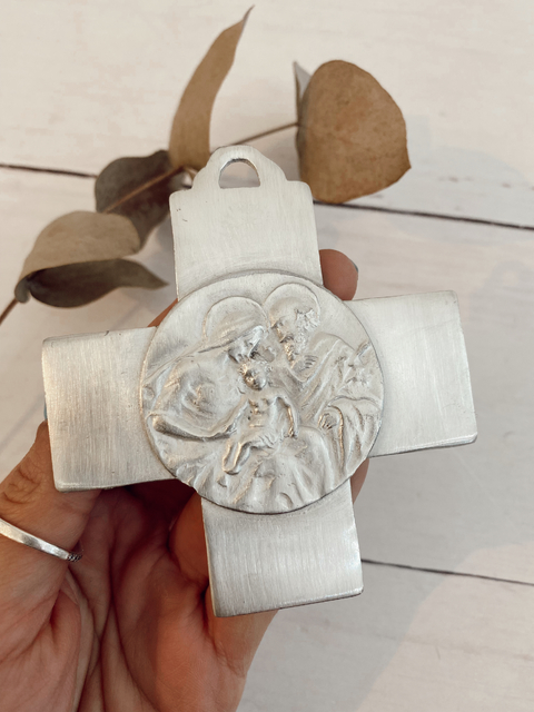 Cunero Cruz Sagrada Familia (BAÑO DE PLATA)