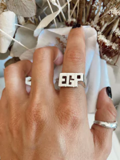 Anillo tres iniciales (plata) en internet