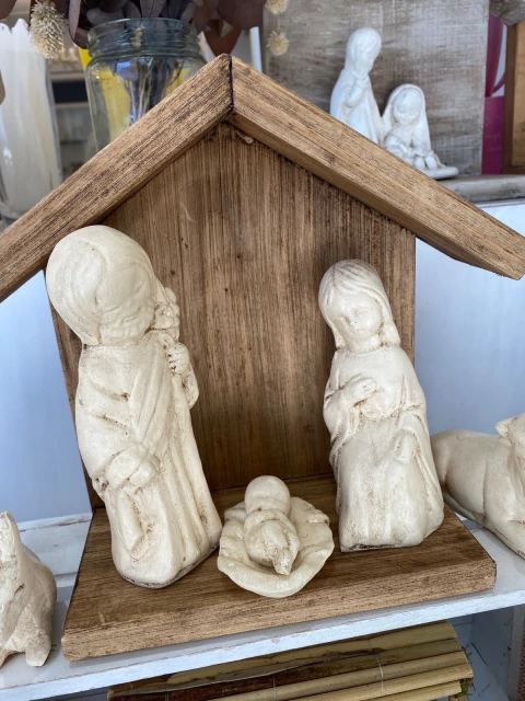 Pesebre Emaus chico (SIN CASITA) - comprar online