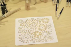 Stencil FLOWERS 30X30CM - comprar online