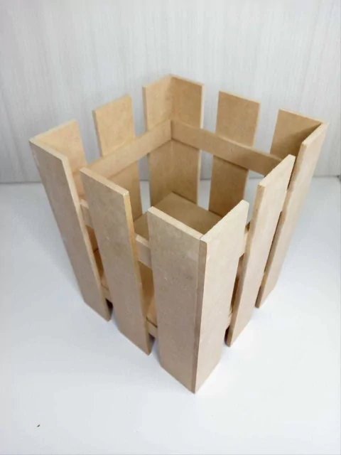 Maceta 25x20x20 cm MDF