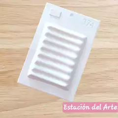 MOLDE BASE JABONERA 13,5X10CM (PARA USAR CON CEMENTO, RESINA ECOLOGICA, YESO)COD 374 en internet