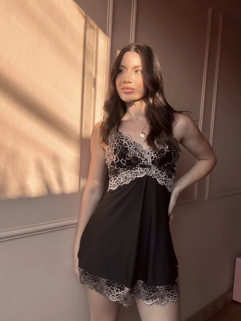 Camisola Milca - Preta com Off - comprar online