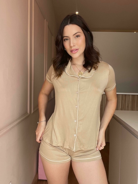 Pijama Americano Kylie - Dourado - comprar online