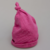 Gorrito con nudo fucsia