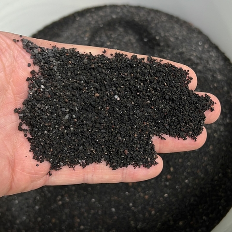 Sustrato negro volcanico fino x 1 KILO