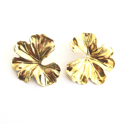 BRINCO GRANDE MEIO TREVO FOLHEADO A OURO VINTAGE