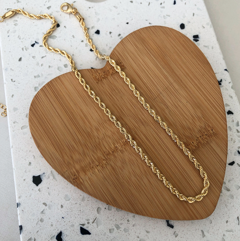 COLAR MEDIO DE CORDÃO BAIANO POLIDO FOLHEADO A OURO