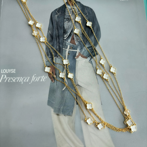 COLAR LONGO TREVO BRANCO FOLHEADO A OURO