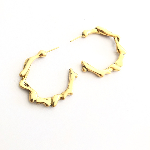 BRINCO ARGOLA SERPENTINA FOLHEADO A OURO VINTAGE