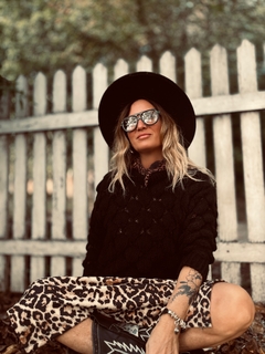 Sweater Moira negro - comprar online