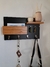 Perchero & portallaves con cartero BLACK AND WOOD - comprar online