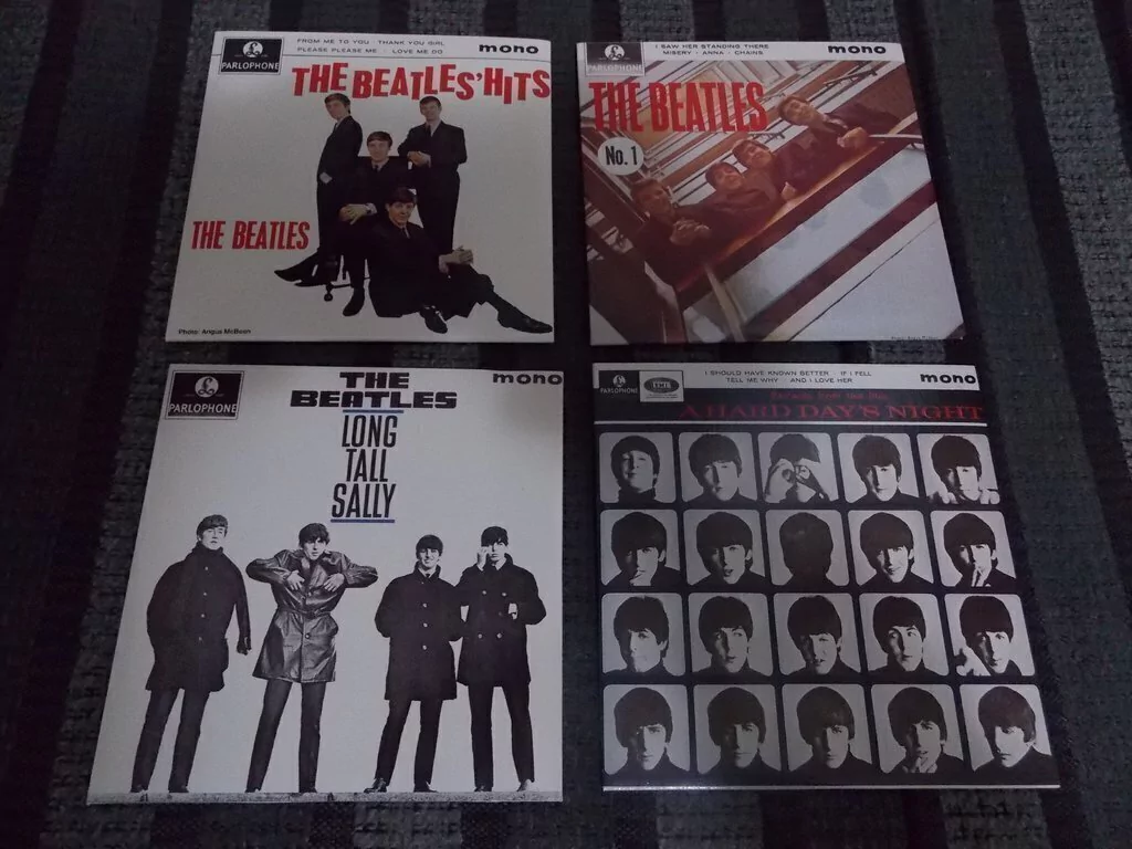 BOX 15 CDS THE BEATLES - COMPACT DISC EP COLLECTION - MADE IN UK