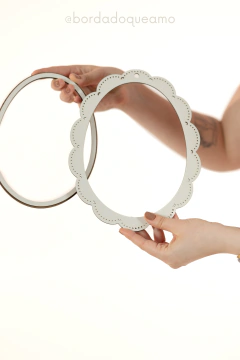 Moldura Oval Bordável na internet