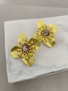 Aros de diseño propio Flores amarillo metalizado con plateado